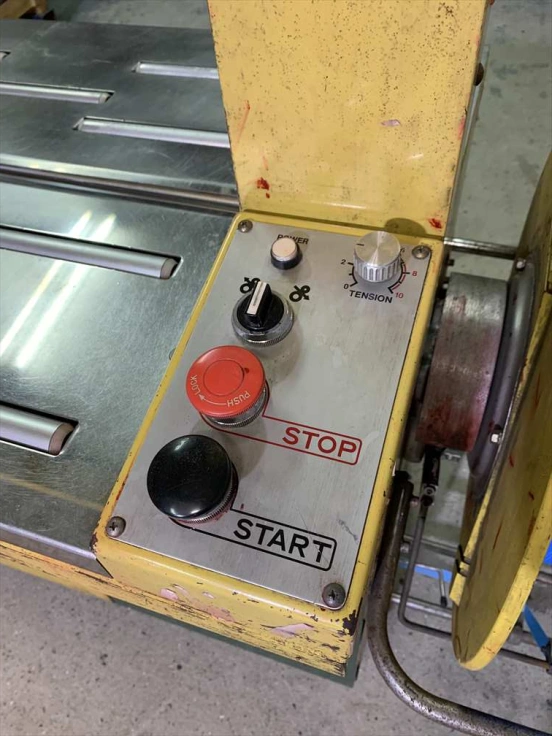 中古品　自動梱包機　RQ-8スライド画像